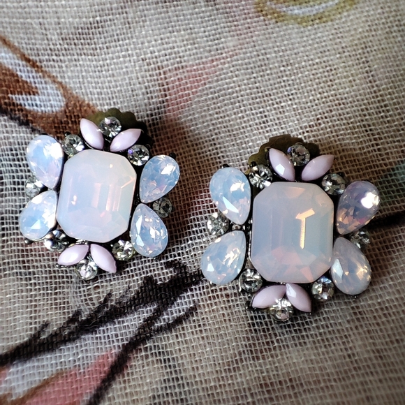 Pink Opaline Emerald Cut Teardrop Unsigned Pierced Earrings - Picture 8 of 11